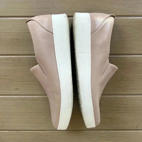 FITFLOP SLIP-ON LEATHER SNEAKER IN Sz 7.5 - Picture 5 of 7